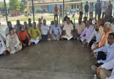 Rudrapur: बेहड़ ने खोया आपा, बोले-किसानों को परेशानी हुई तो अधिकारियों को जूतों से पिटवाऊंगा