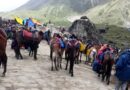 केदारनाथ यात्रा में ओवररेटिंग का बड़ा मामला उजागर, घोड़ा हॉकर्स पर पुलिस की सख्त कार्रवाई, लौटाए रुपए केदारनाथ यात्रा में ओवररेटिंग का बड़ा मामला उजागर, घोड़ा हॉकर्स पर पुलिस की सख्त कार्रवाई, लौटाए रुपए