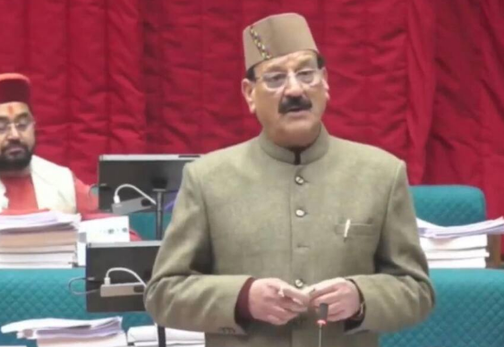 उत्तराखंड विधानसभा में गैस की किल्लत पर भारी हंगामा; सुबोध उनियाल के बयान पर बिफरा विपक्ष
