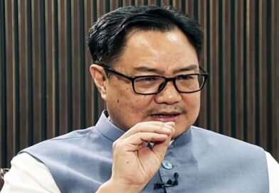 अमेरिका में तिरंगे के अपमान पर रिजिजू की खालिस्तानियों को कड़ी चेतावनी, ये तुम्हें बहुत महंगा पड़ेगा अमेरिका में तिरंगे के अपमान पर रिजिजू की खालिस्तानियों को कड़ी चेतावनी, ये तुम्हें बहुत महंगा पड़ेगा