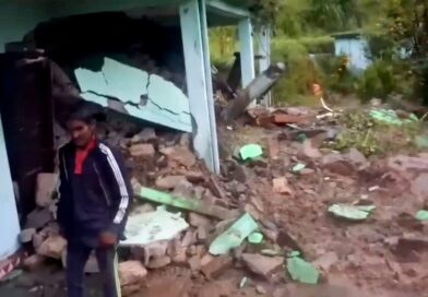 उत्तराखंड में दर्दनाक हादसा, भारी बारिश से मकान में घुसा मलबा, तीन लोगों की मौत उत्तराखंड में दर्दनाक हादसा, भारी बारिश से मकान में घुसा मलबा, तीन लोगों की मौत